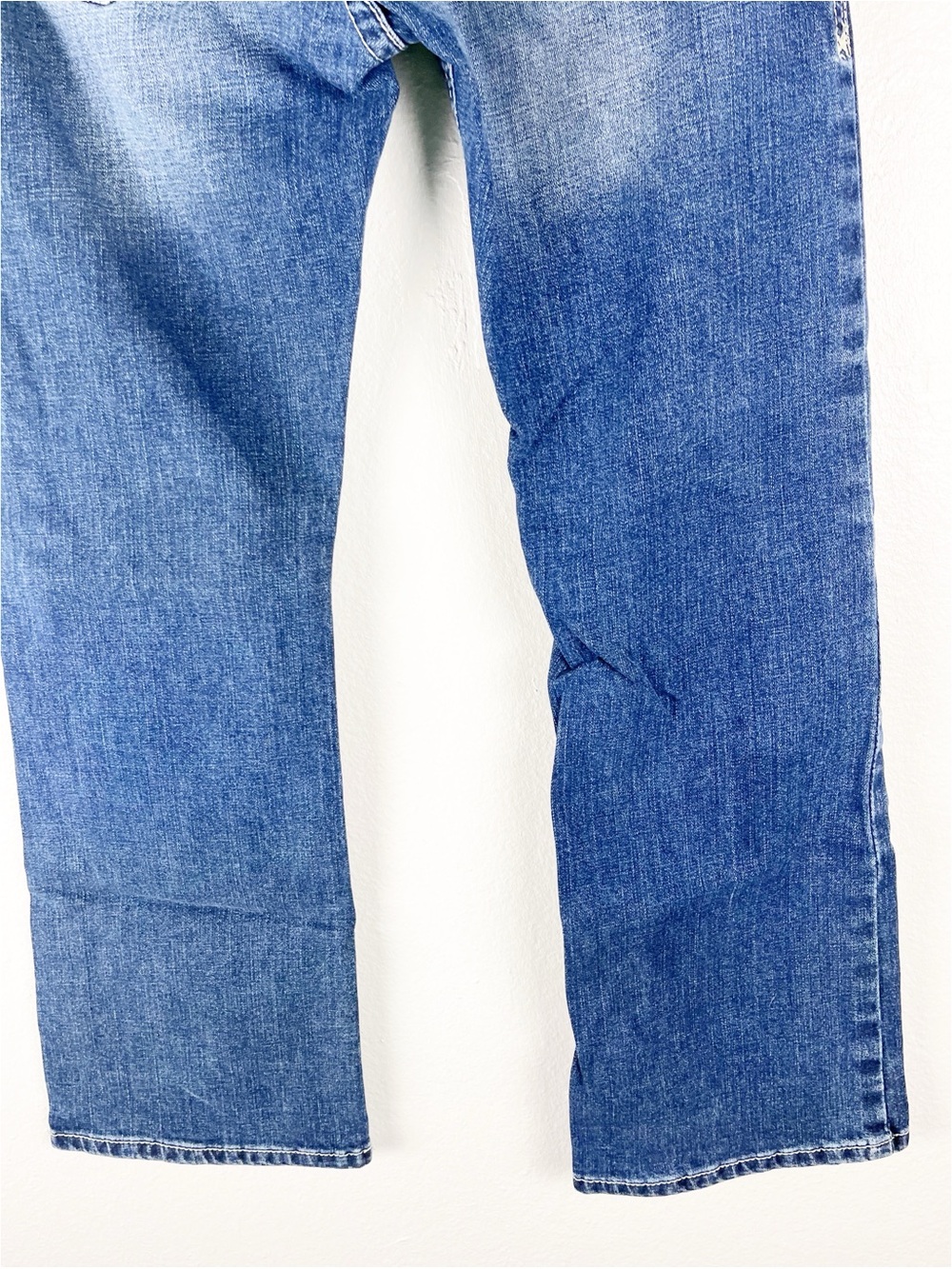 ARIAT M7 Rocker Boot Cut Distressed Denim Jeans 34 Casual Festival Concert Rodeo - Picture 8 of 12